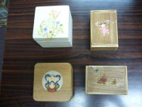 ボロルマーさんの販売用　彩色石はこんなにキレイ！