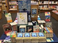 【店内ミニフェア】上橋菜穂子新刊『神の蝶、舞う果て』