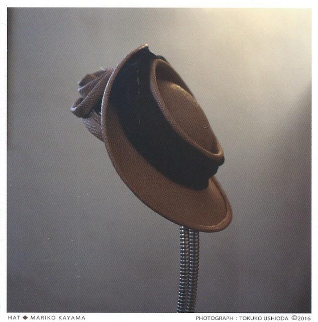 香山まり子展『帽子』-布の彫刻